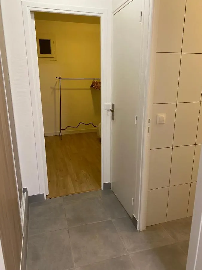 Apartament Loft Entier Parisien-paris11 *