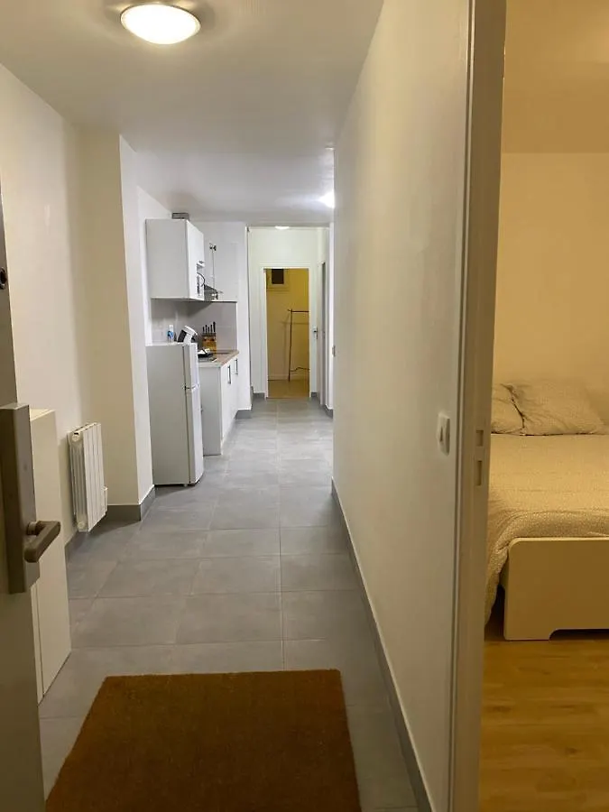 Апартаменты Loft Entier Parisien-paris11